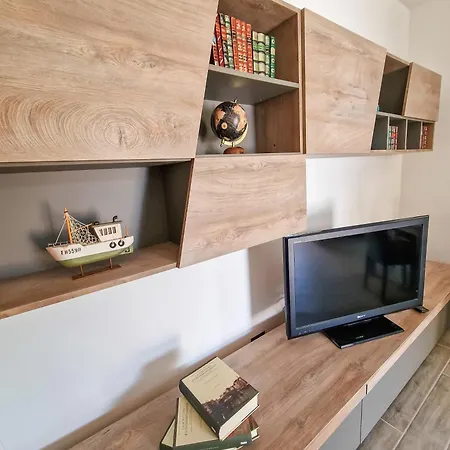 Al Quarantasei Apartment Cefalu